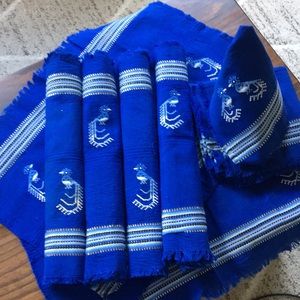 6 Aztec cotton placemats with embroidery birds